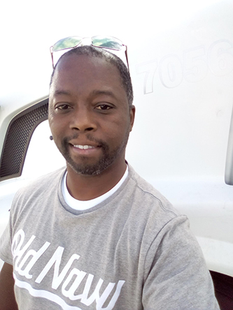 Date this tall United States man Yatta from Jonesboro US19742