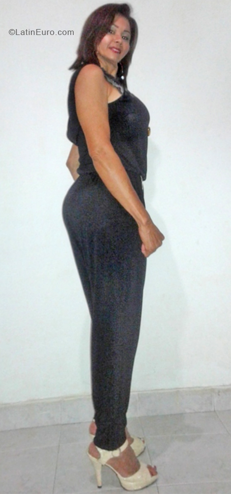 Date this georgeous Colombia girl Rosario lopez from Buga CO24850
