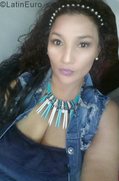 Date this passionate Colombia girl Sandra from Cali CO24860