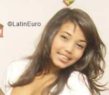 Date this nice looking Venezuela girl Andreina from Caracas VE2131