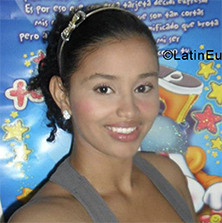 Date this nice looking Colombia girl Mariana from Medellin CO24889