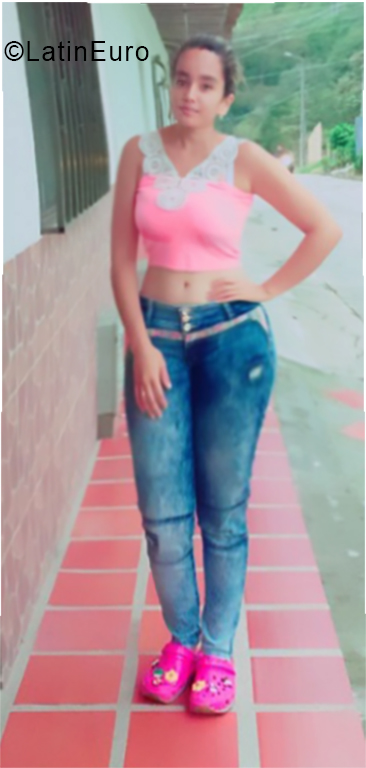 Date this tall Colombia girl Alejandra from Medellin CO24969