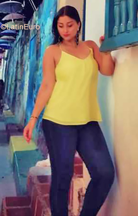 Date this funny Colombia girl Eileen from Cartagena CO25013