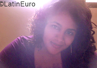 Date this nice looking Dominican Republic girl Yokasta from Santo Domingo DO34268