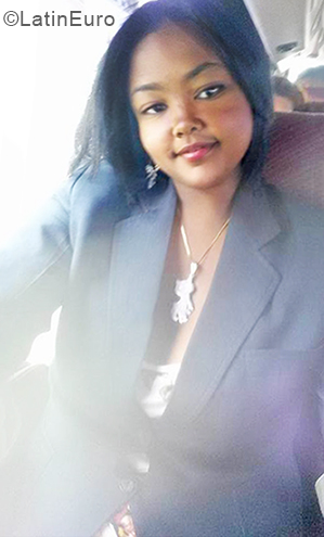 Date this delightful Dominican Republic girl Eunese from Santo Domingo DO34366