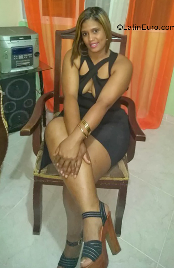 Date this cute Dominican Republic girl Maria from Santo Domingo DO34371