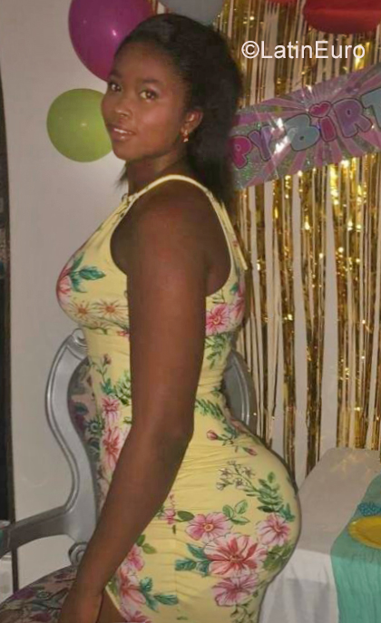 Date this cute Colombia girl Yaris from Cali CO25201