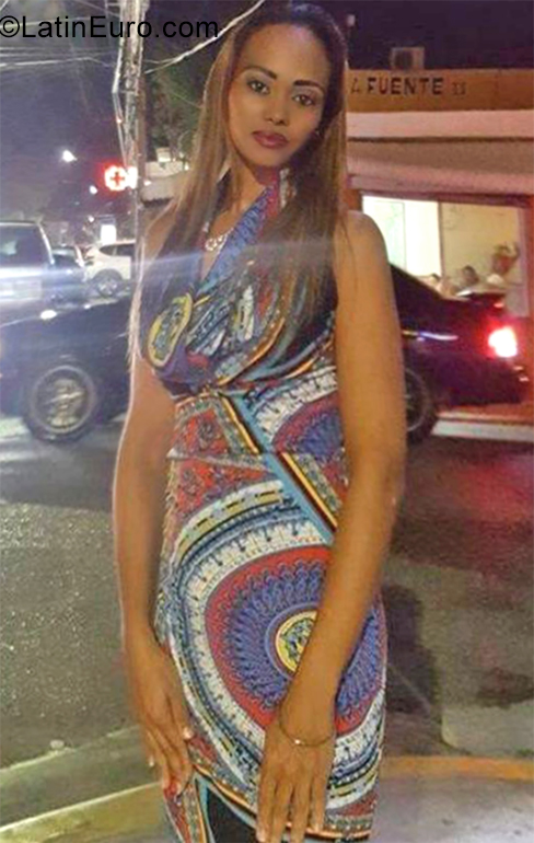 Date this passionate Dominican Republic girl Angelita from Santiago DO34561