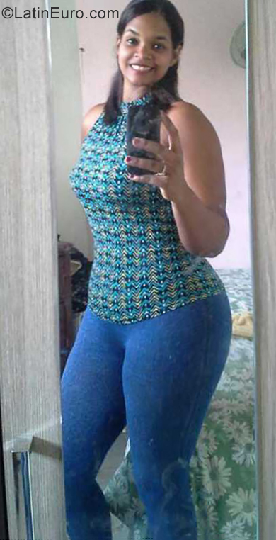 Date this fun Dominican Republic girl Ivette from Santo Domingo DO34687