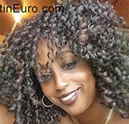 Date this hard body Honduras girl Louise from La Ceiba HN2643