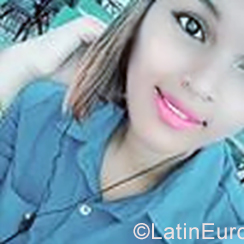 Date this gorgeous Dominican Republic girl Yormelin from Santo Domingo DO39983