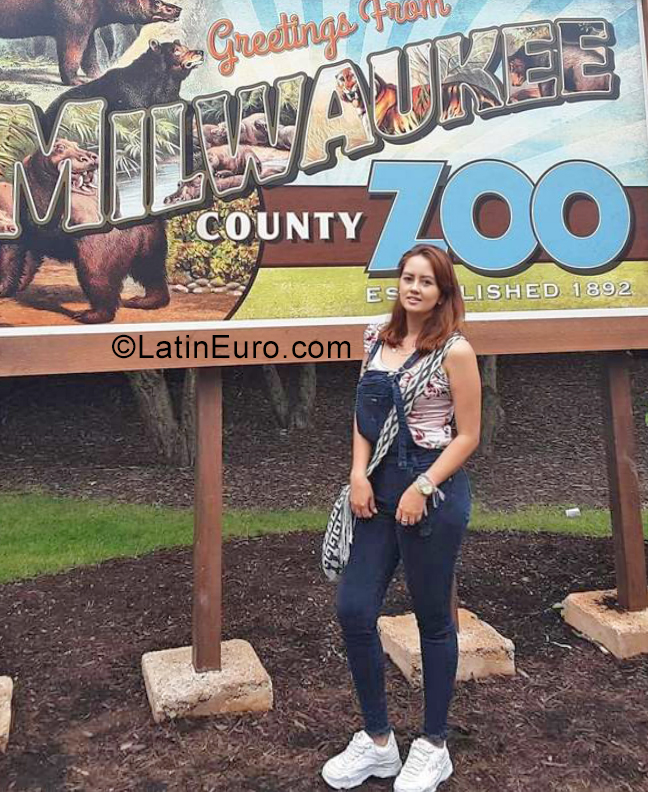 Date this passionate Colombia girl Joy from Bucaramanga CO25420