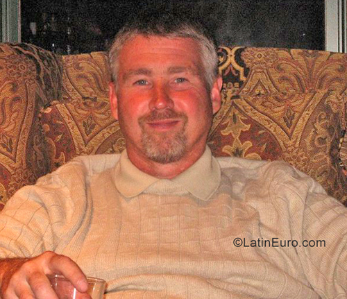 Date this voluptuous United States man Dominic from Gretna US20010