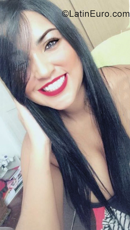 Date this foxy Brazil girl Ivani from Sao Paulo BR10836