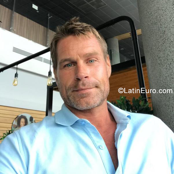 Date this athletic New Zealand man DAVID from Tauranga NZ46