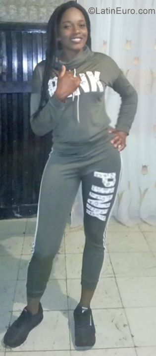 Date this lovely Colombia girl Diana from CALI CO25529