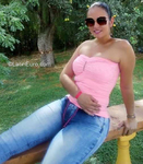 voluptuous Colombia girl Yaneth from Cali CO25588