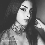attractive Venezuela girl Gabriela from Caracas VE2532