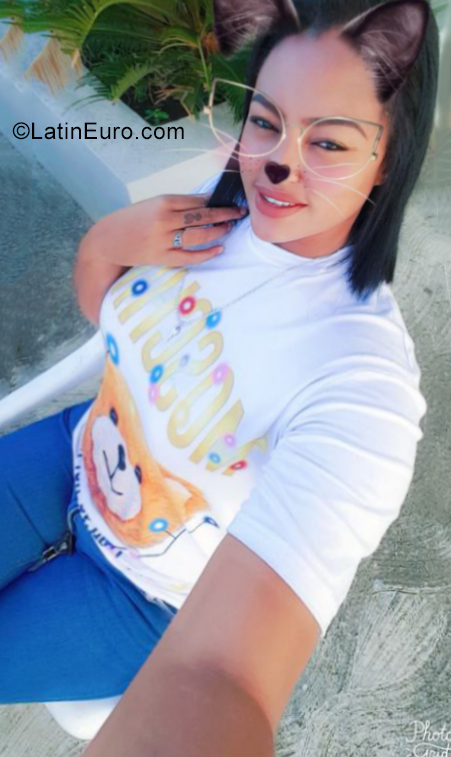 Date this georgeous Dominican Republic girl KENIA from Boca Chica DO35429