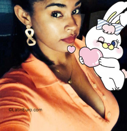 Date this sensual Dominican Republic girl Patricia from La Romana DO35459