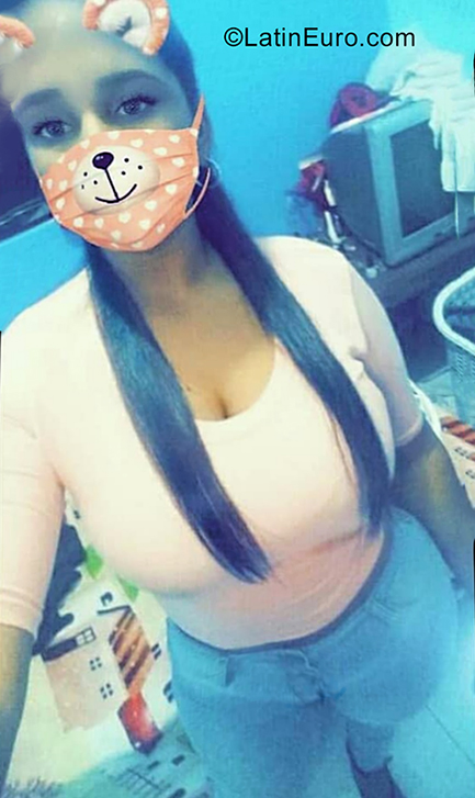 Date this stunning Dominican Republic girl Laichia from Nagua DO35469