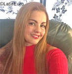 red-hot Colombia girl Nath from Armenia CO25787