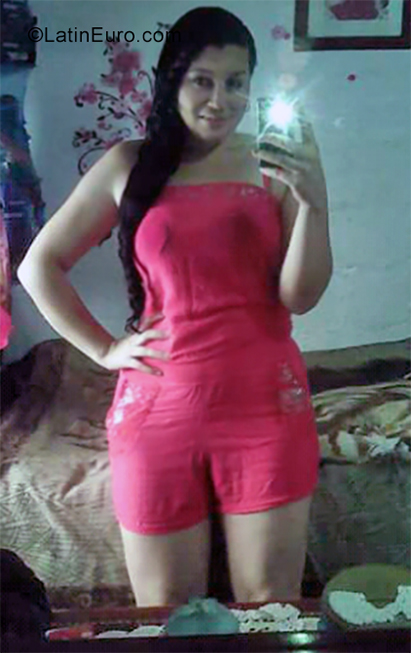 Date this georgeous Colombia girl Johana from Medellin CO25859