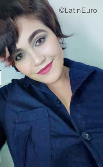 Date this athletic Brazil girl Carolina from Rio De Janeiro BR10890
