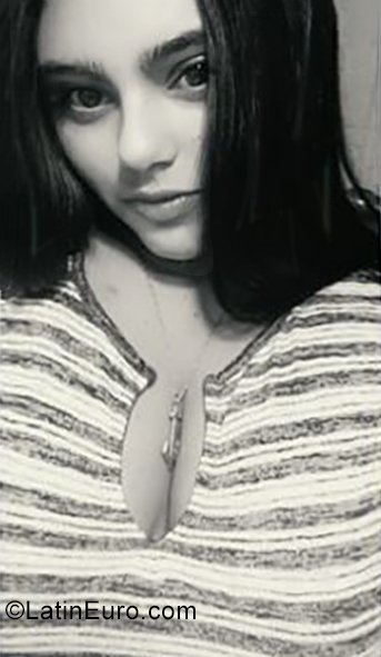 Date this exotic Peru girl Valeria from Lima PE1424