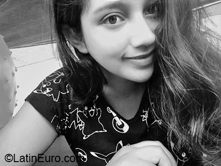 Date this cute Peru girl Leticia from Trujillo PE1430