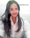 passionate Venezuela girl Criz from San Felipe VE2639
