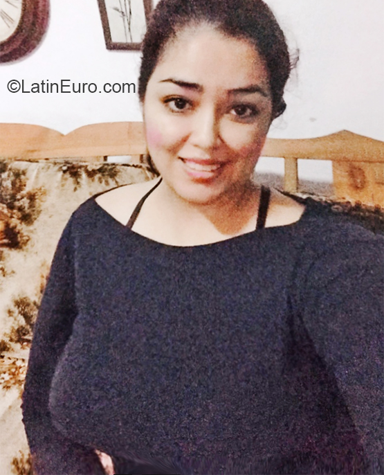 Date this stunning Panama girl Lady from Panama PA1300