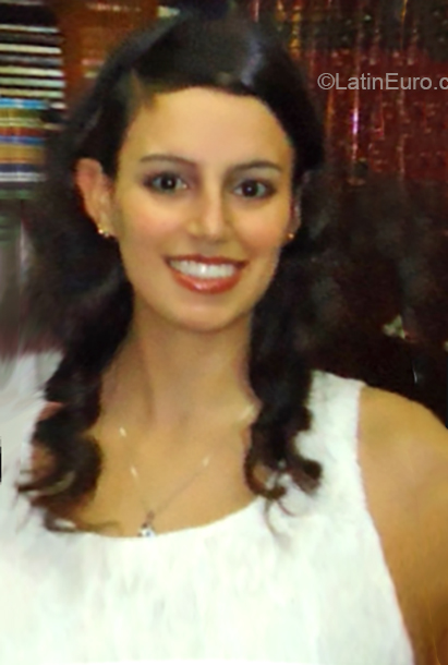 Date this hot Ecuador girl Menida from Latacumga EC371