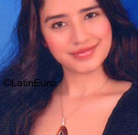 Date this charming Peru girl Cindy from Piura PE1433