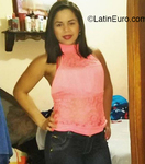 pretty Colombia girl Desireth from Medellin CO26055