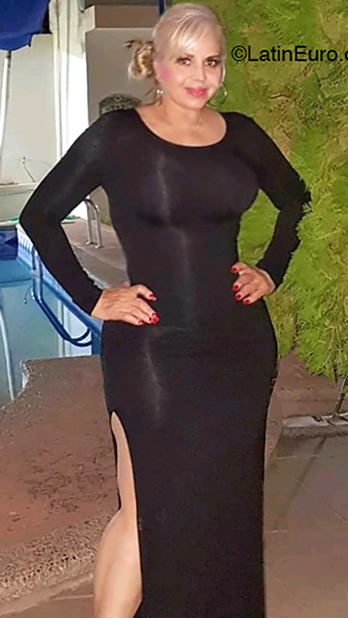 Date this charming Mexico girl Yolanda from Guadalajara MX1699