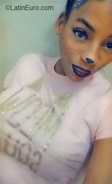 Date this cute Dominican Republic girl Ruth from Santo Domingo DO36087