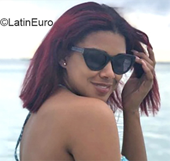 Date this georgeous Dominican Republic girl Yiberlyn from La Vega DO36214