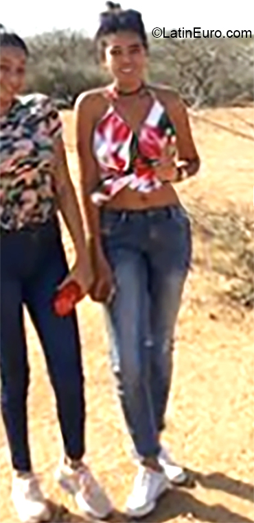 Date this happy Colombia girl Daniela from Valledupar CO26161