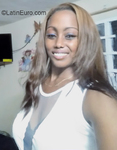 nice looking Cuba girl Yanis from Cuba CU618