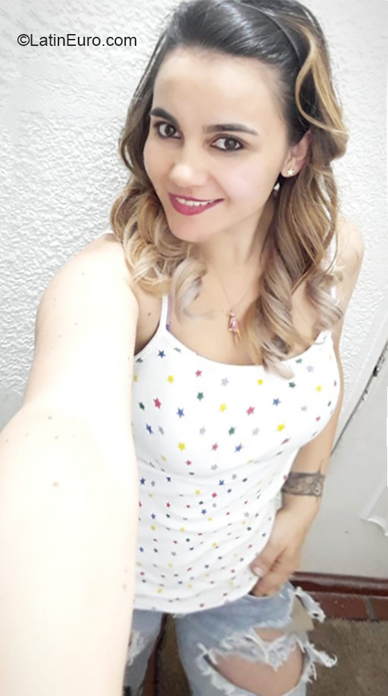 Date this hot Colombia girl Milena from Bogota CO26213