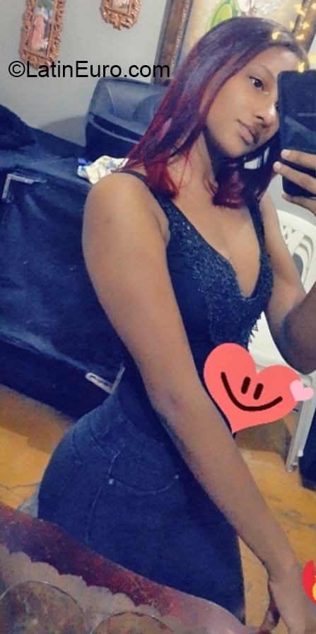 Date this young Dominican Republic girl Emi from Santiago DO36427