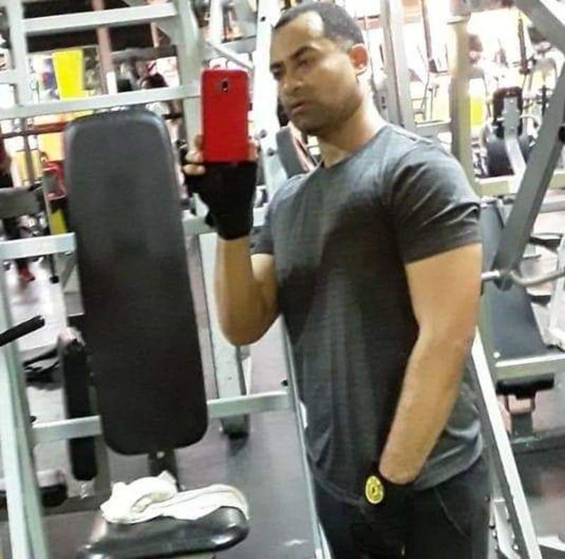 Date this tall Dominican Republic man Metreux from Santo Domingo DO36432