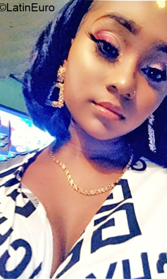 Date this charming Jamaica girl Daniel from Kingston JM2634