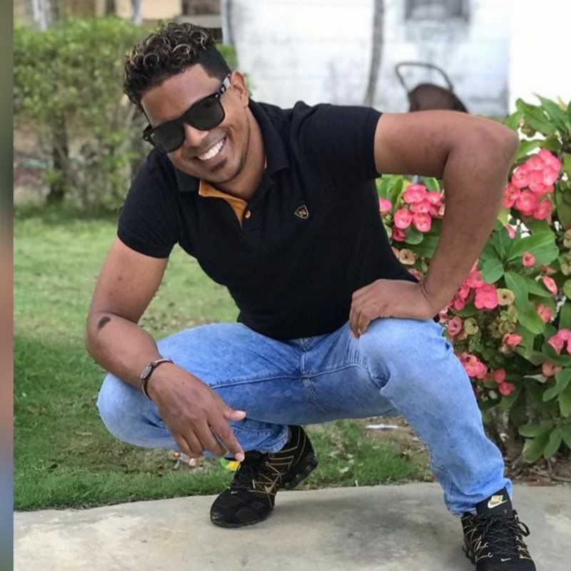 Date this pretty Dominican Republic man Robert from Valverde DO36490