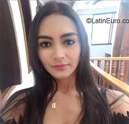 Date this gorgeous Colombia girl L. from Popayan CO26362