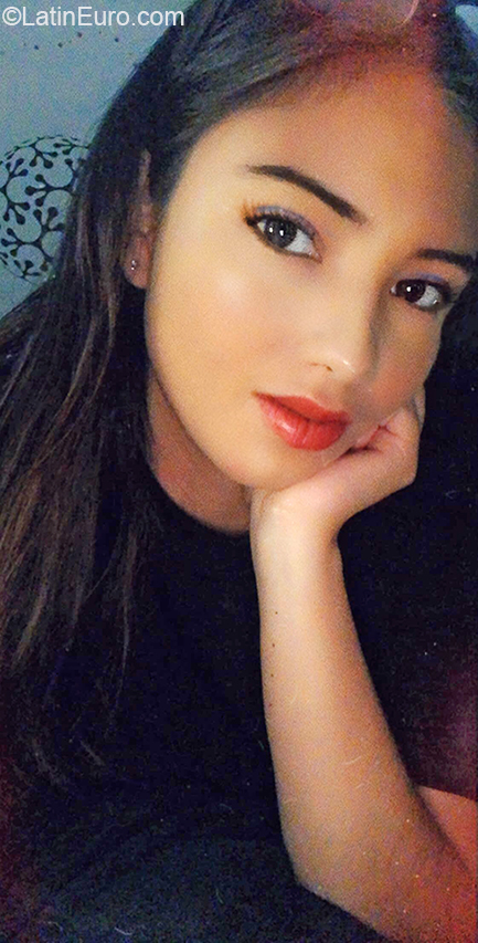 Date this athletic Mexico girl Paulina from Villagran MX1724