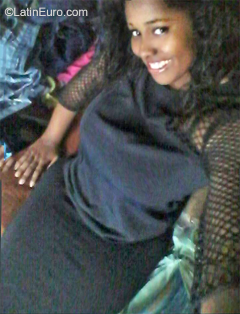 Date this exotic Dominican Republic girl Marle from Santo Domingo DO36754