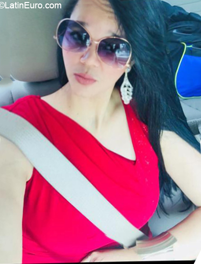 Date this good-looking Dominican Republic girl Irvana from Santiago DO36760