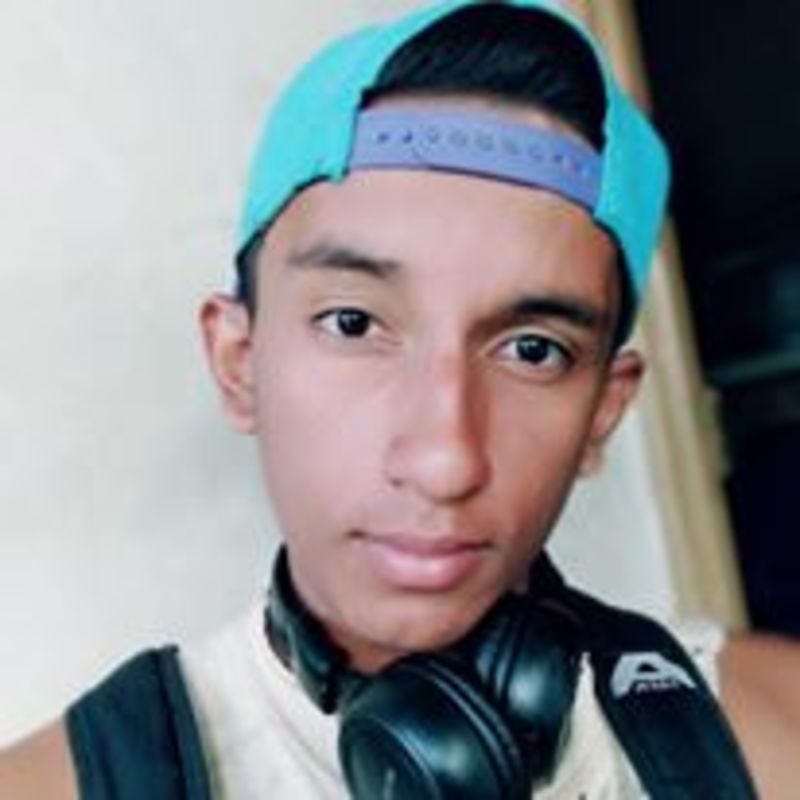 Date this nice looking Venezuela man Eudes from Barinas VE2830